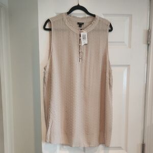 NWT Torrid Sz 3 Taupe Sleeveless Swiss Dot Ruffle Top Blouse Spring Summer